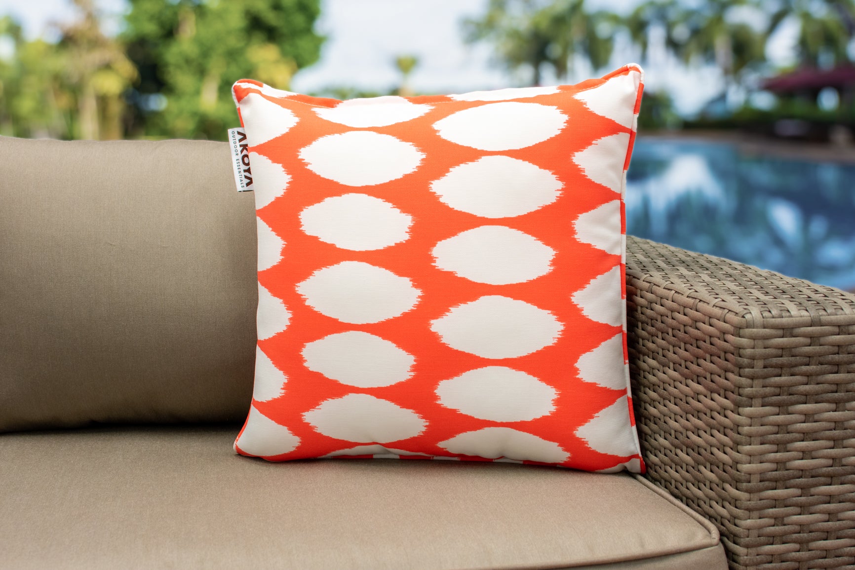 OUTDOOR THROW PILLOWS –